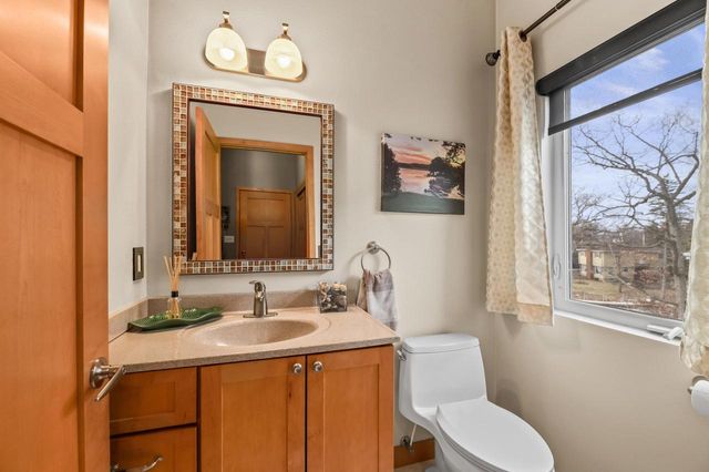 29149 White Oak LANE, Waterford, WI 53185