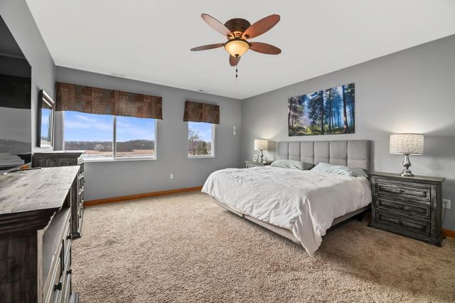 29149 White Oak LANE, Waterford, WI 53185