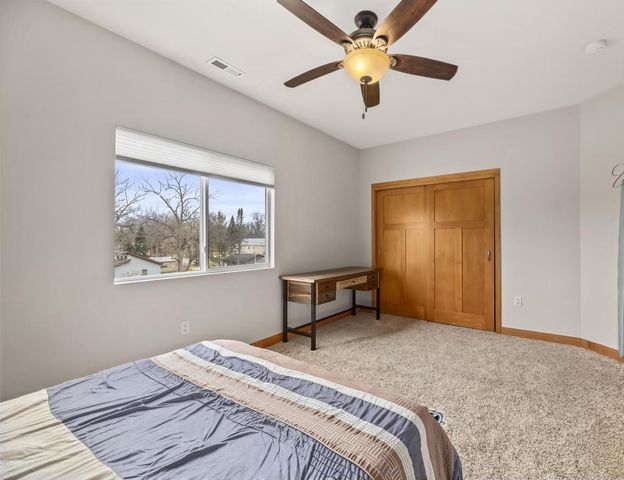 29149 White Oak LANE, Waterford, WI 53185