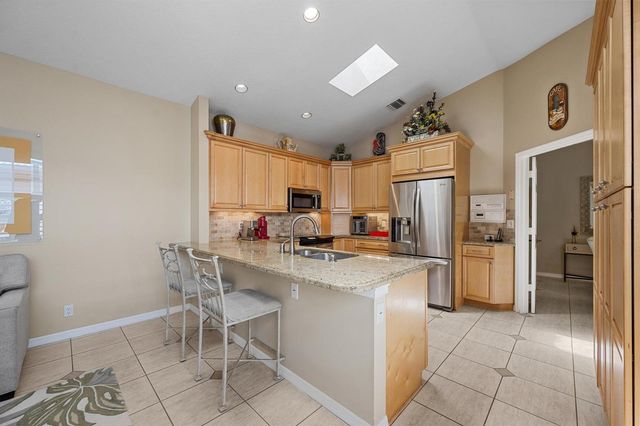 3878 N Longview Drive, Jupiter, FL 33477