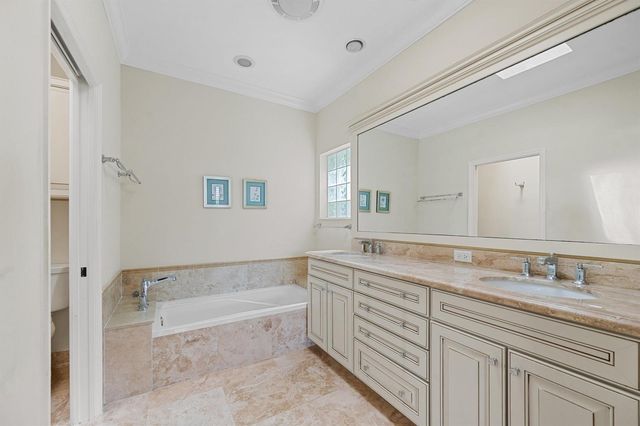 3878 N Longview Drive, Jupiter, FL 33477