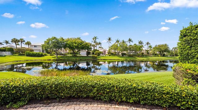 3878 N Longview Drive, Jupiter, FL 33477