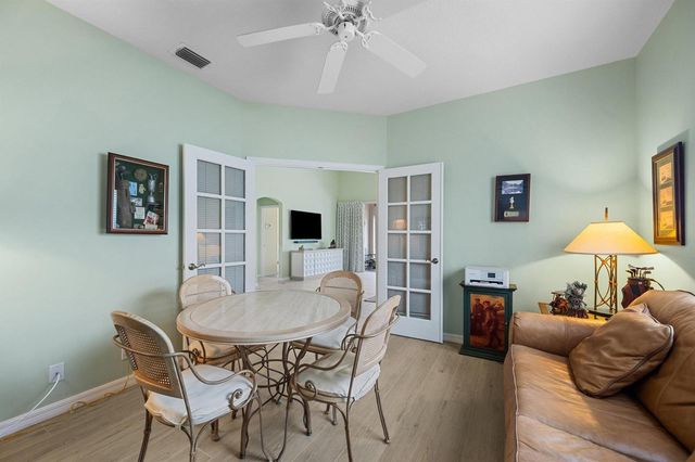 3878 N Longview Drive, Jupiter, FL 33477