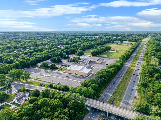 6 Atlantic Street, Holtsville, NY 11742