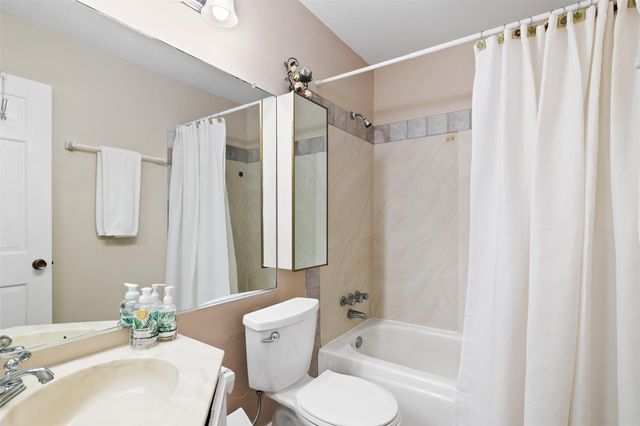 5311 Green Springs Drive, Houston, TX 77066