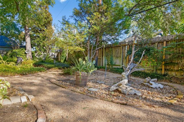 5311 Green Springs Drive, Houston, TX 77066