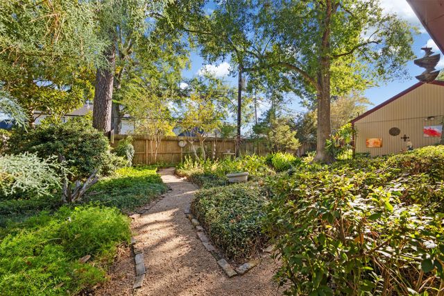 5311 Green Springs Drive, Houston, TX 77066