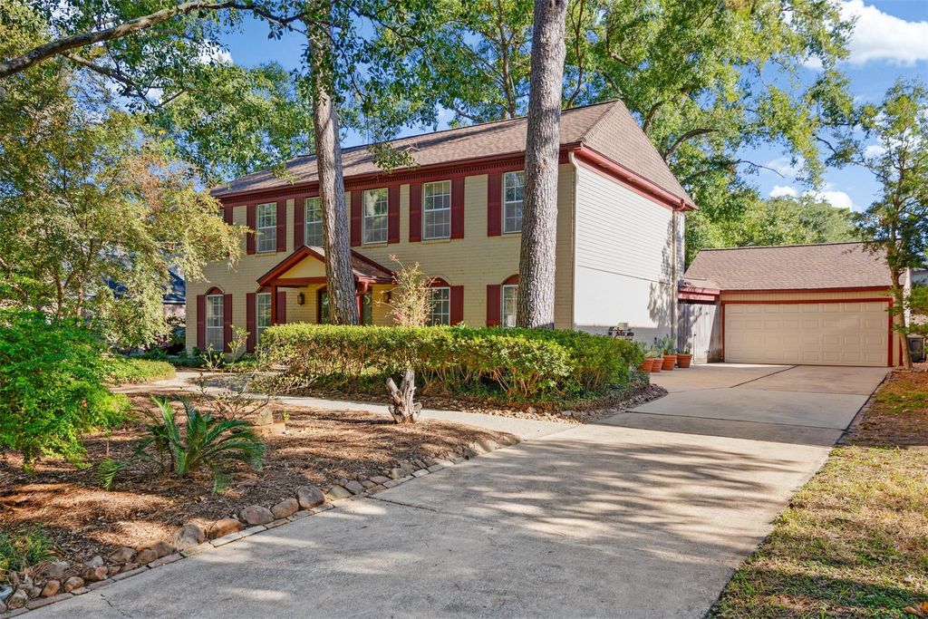 5311 Green Springs Drive, Houston, TX 77066