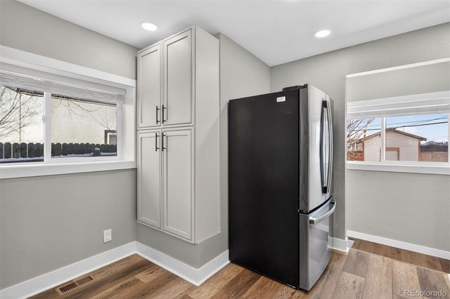 842 Grove Street, Denver, CO 80204