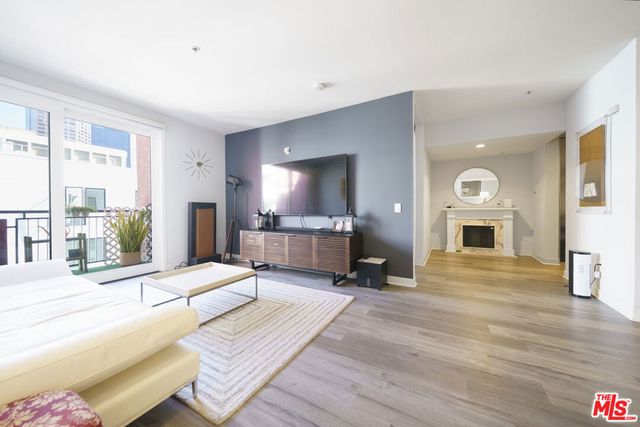 1234 Wilshire Boulevard 520, Los Angeles, CA 90017