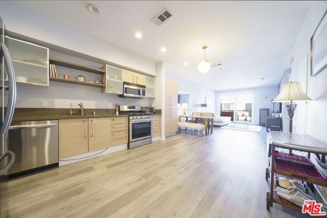 1234 Wilshire Boulevard 520, Los Angeles, CA 90017