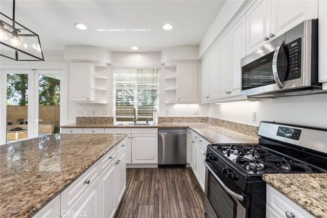 40102 Portsmouth, Temecula, CA 92591