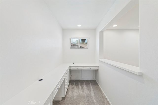 40102 Portsmouth, Temecula, CA 92591