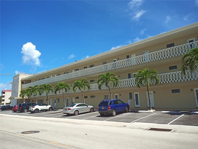 450 Golden Isles Dr 2C, Hallandale Beach, FL 33009