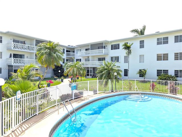 450 Golden Isles Dr 2C, Hallandale Beach, FL 33009