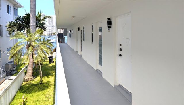 450 Golden Isles Dr 2C, Hallandale Beach, FL 33009