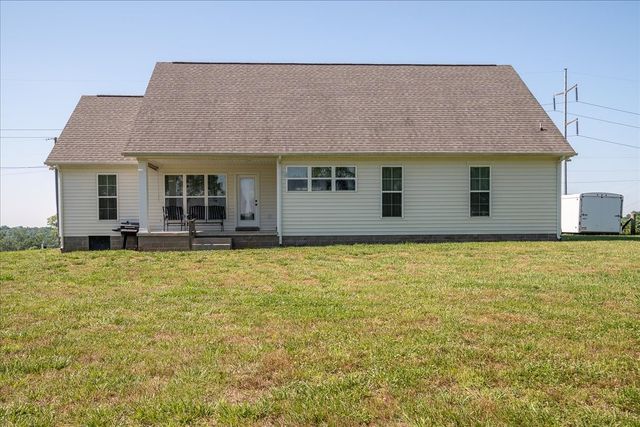 460 Ables Ln, Pulaski, TN 38478