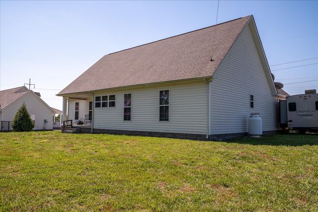 460 Ables Ln, Pulaski, TN 38478