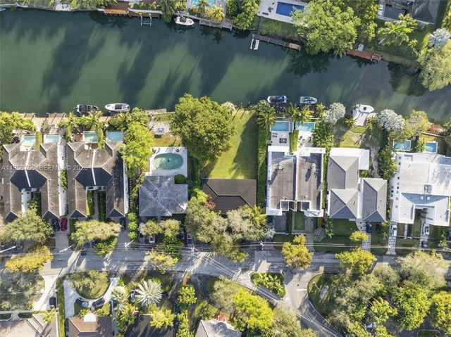 4855 University Dr, Coral Gables, FL 33146