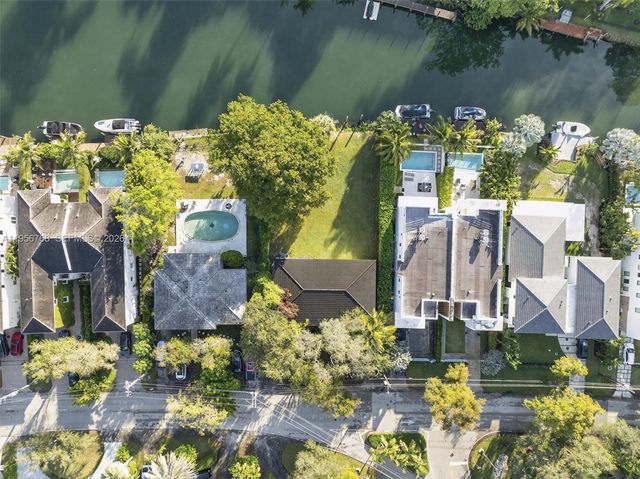 4855 University Dr, Coral Gables, FL 33146
