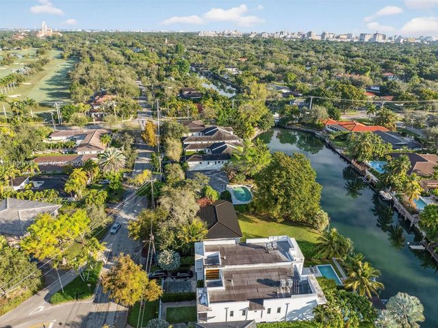 4855 University Dr, Coral Gables, FL 33146