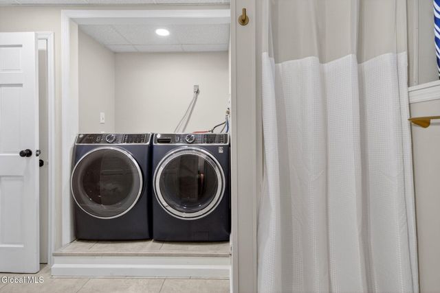 766 Westmoreland Drive, Niskayuna, NY 12309