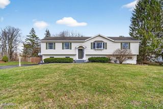 766 Westmoreland Drive, Niskayuna, NY 12309