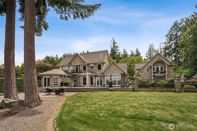 3538 Sunset Beach Drive NW, Olympia, WA 98502