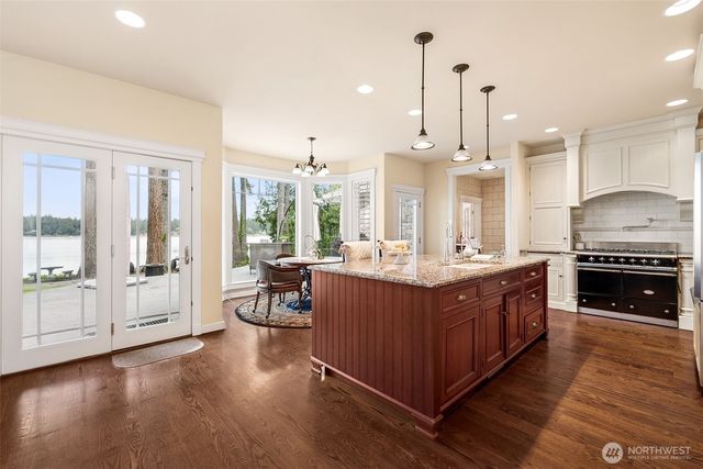 3538 Sunset Beach Drive NW, Olympia, WA 98502