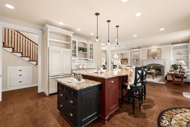 3538 Sunset Beach Drive NW, Olympia, WA 98502