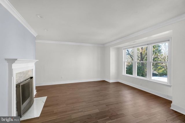 3820 WHITE POST CT, Alexandria, VA 22304