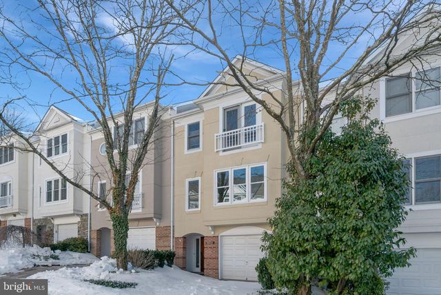 3820 WHITE POST CT, Alexandria, VA 22304