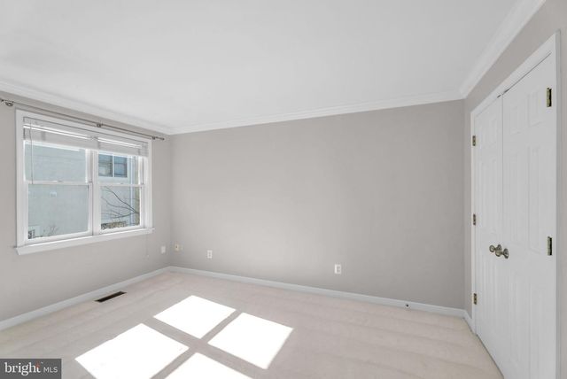 3820 WHITE POST CT, Alexandria, VA 22304