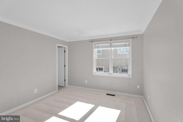 3820 WHITE POST CT, Alexandria, VA 22304