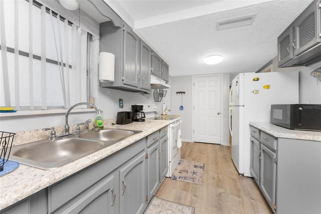 619 VIA CALA, Englewood, FL 34224