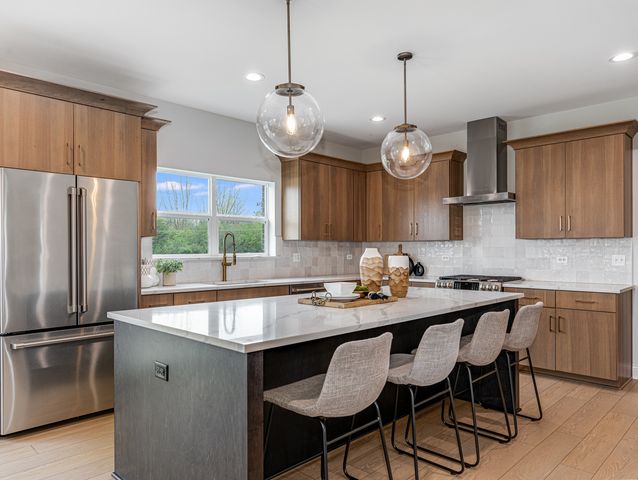 12744 Caruso Court, Lemont, IL 60439