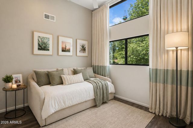 1209 E NORTHSHORE Drive 242, Tempe, AZ 85283