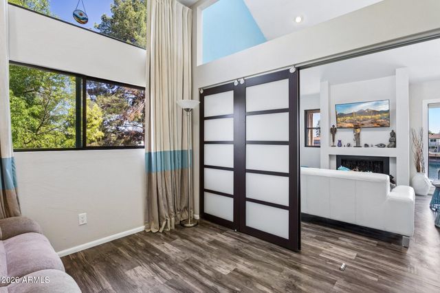 1209 E NORTHSHORE Drive 242, Tempe, AZ 85283