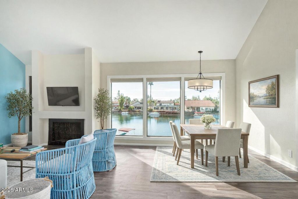 1209 E NORTHSHORE Drive 242, Tempe, AZ 85283