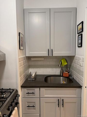 7259 Shore Road 3A, Brooklyn, NY 11209