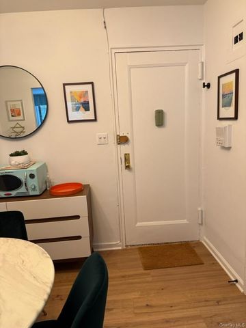 7259 Shore Road 3A, Brooklyn, NY 11209