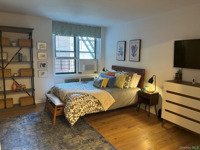 7259 Shore Road 3A, Brooklyn, NY 11209