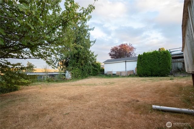 11634 25th Avenue S, Seattle, WA 98168
