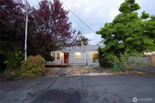 11634 25th Avenue S, Seattle, WA 98168