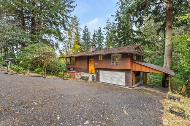 465 Upper Grand Avenue, Hoquiam, WA 98550