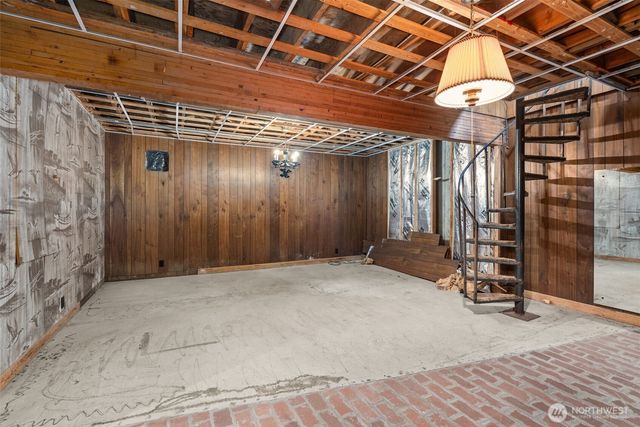 465 Upper Grand Avenue, Hoquiam, WA 98550