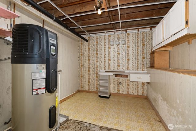 465 Upper Grand Avenue, Hoquiam, WA 98550