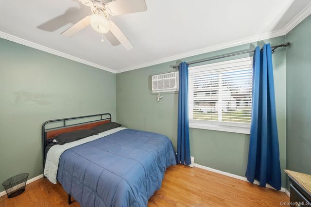 4 Eaton Court, Middletown, NY 10940