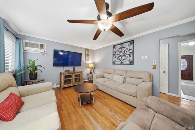 4 Eaton Court, Middletown, NY 10940