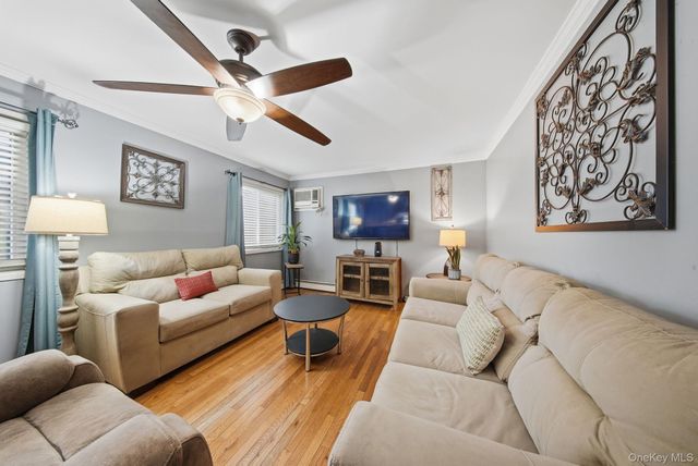 4 Eaton Court, Middletown, NY 10940